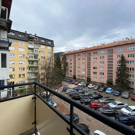 Adrian Lägenhet Sarajevo